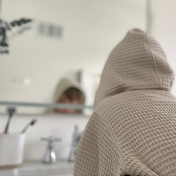 Kids Waffle Robe - Picture 5 of 6